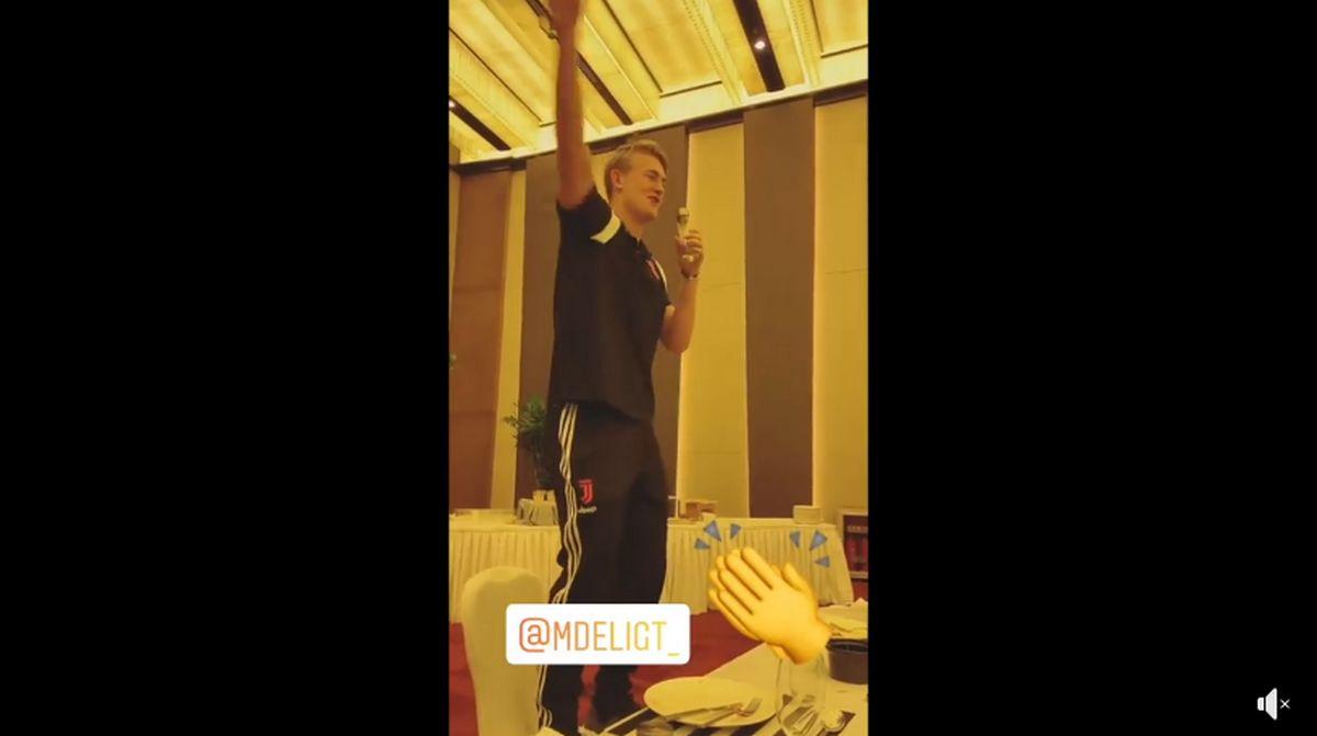 video acquisti juventus cantano