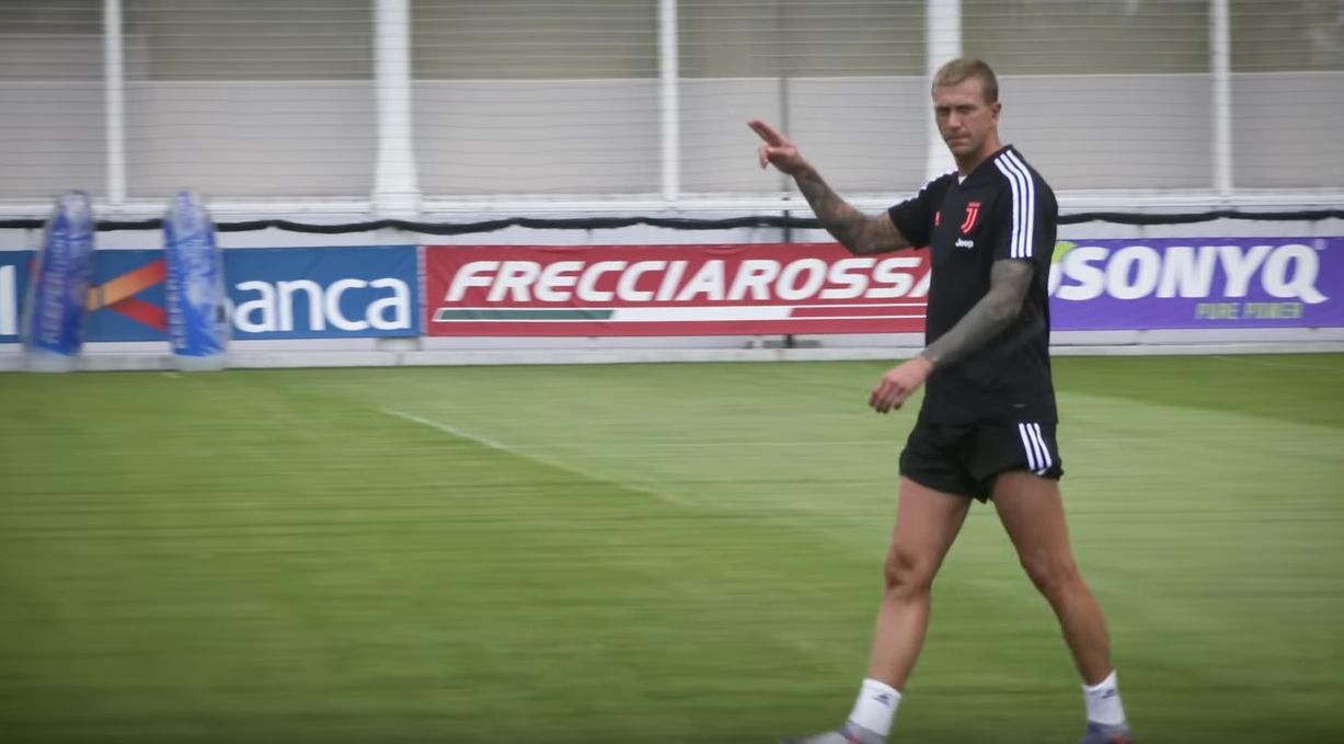 bernardeschi dirigenza juve