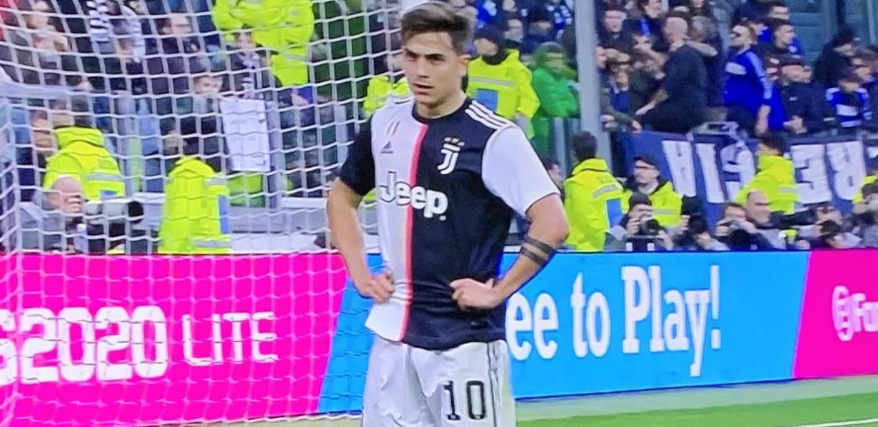 dybala tifosi juventus brescia