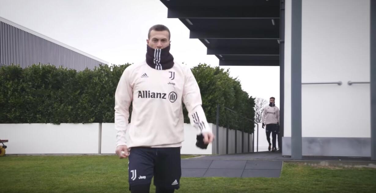 mercato juve bernardeschi