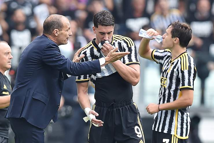 Allegri con Vlahovic e Chiesa