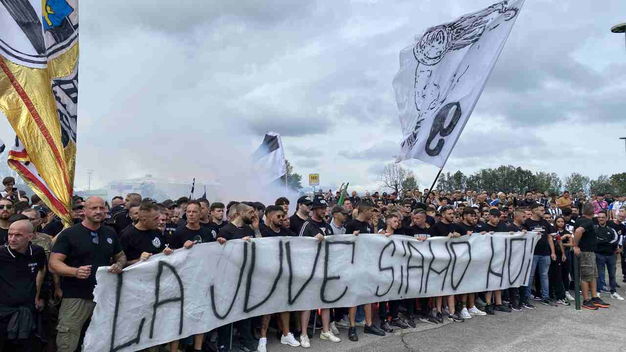 Tifosi juventini protestano