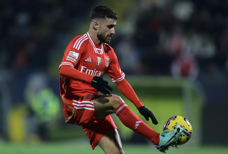 Rafa Silva con la maglia del Benfica - Foto ANSA - Jmania.it