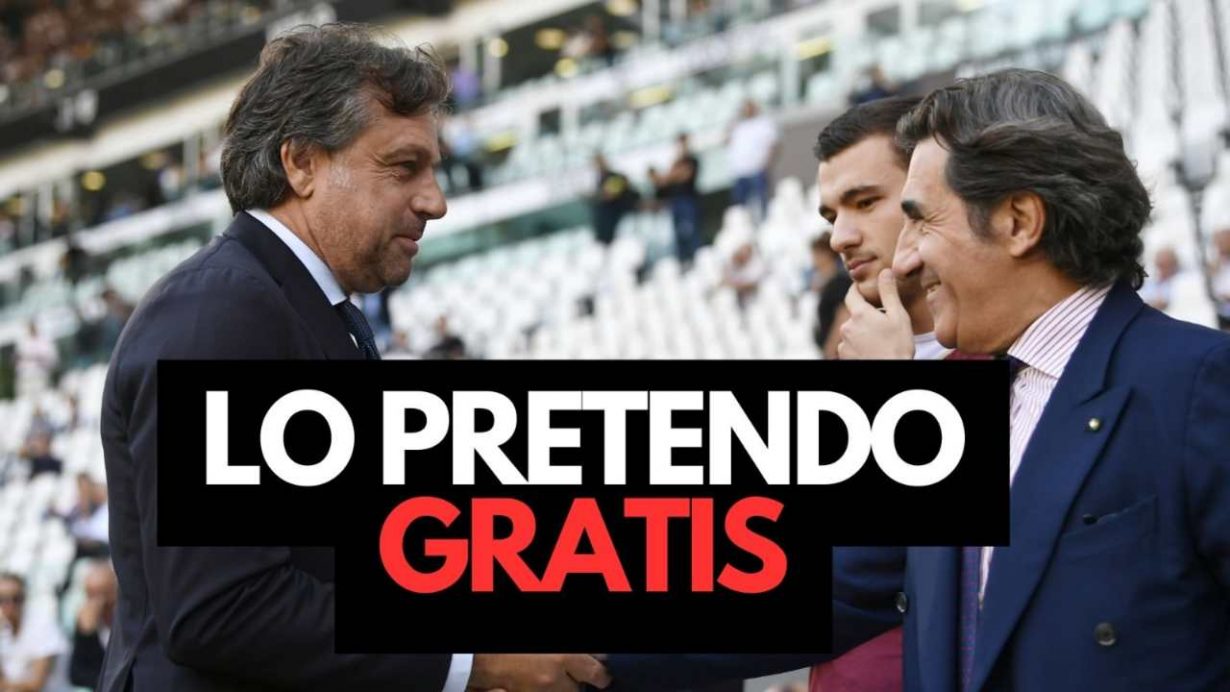 Cristiano Giuntoli e Urbano Cairo si stringono la mano - foto LaPresse - JMania.it