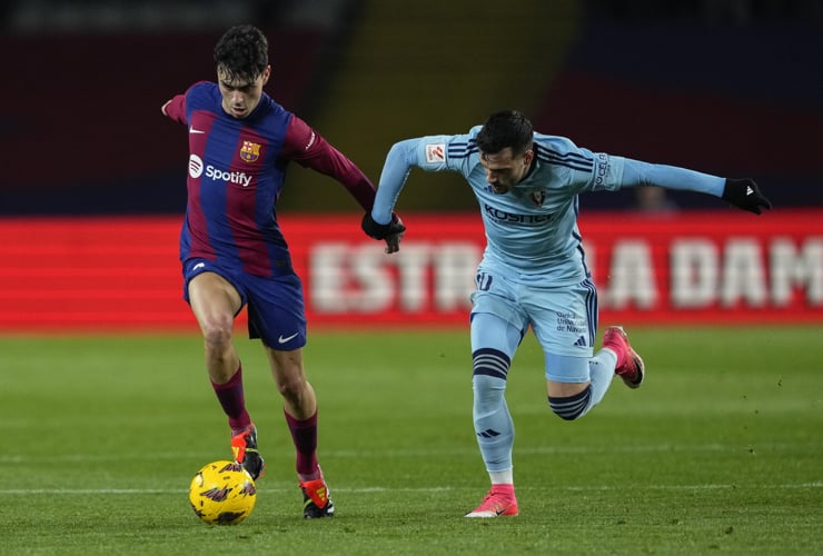 Pedri in campo con la maglia del Barcellona - Foto ANSA - Jmania.it