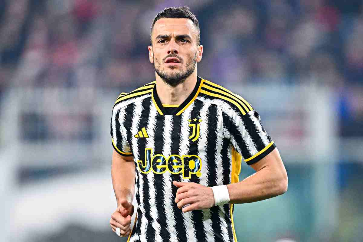 Mercato Juve, Kostic in uscita: la Ligue 1 bussa alla porta