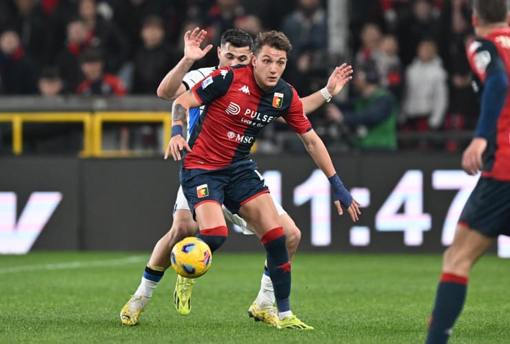 Mateo Retegui con la maglia del Genoa - Foto Lapresse - Jmania.it