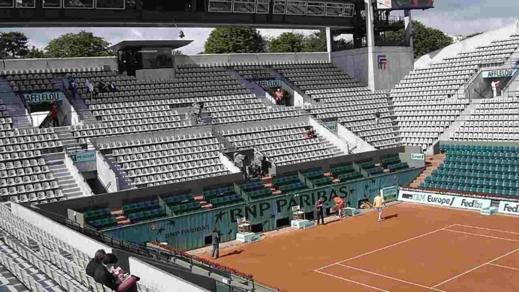 Scandalo al Roland Garros "Obbligato a giocare" Il Tennis rischia