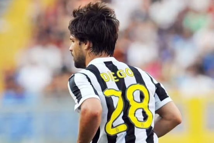 Diego in campo con la maglia della Juventus - Foto Instagram - Jmania.it