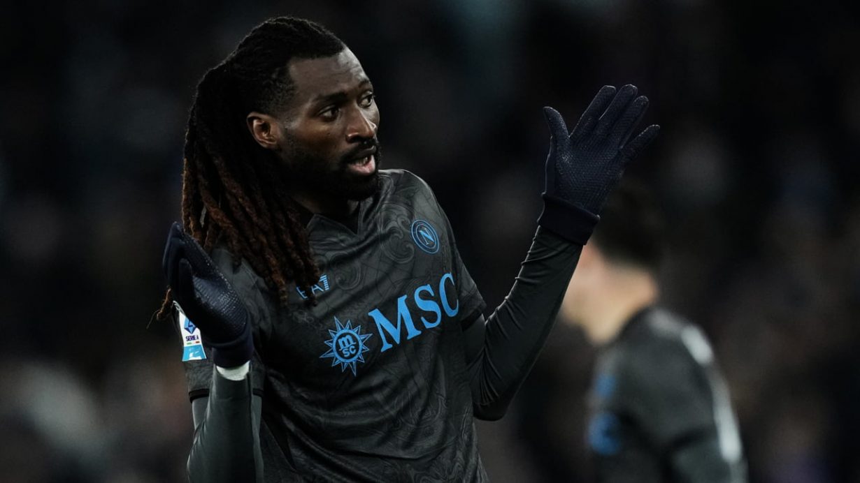 Anguissa con la maglia del Napoli - Foto Lapresse - Jmania.it