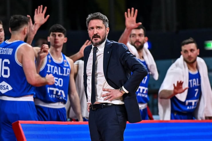 Gianmarco Pozzecco - Foto dal suo profilo Instagram - Jmania.it