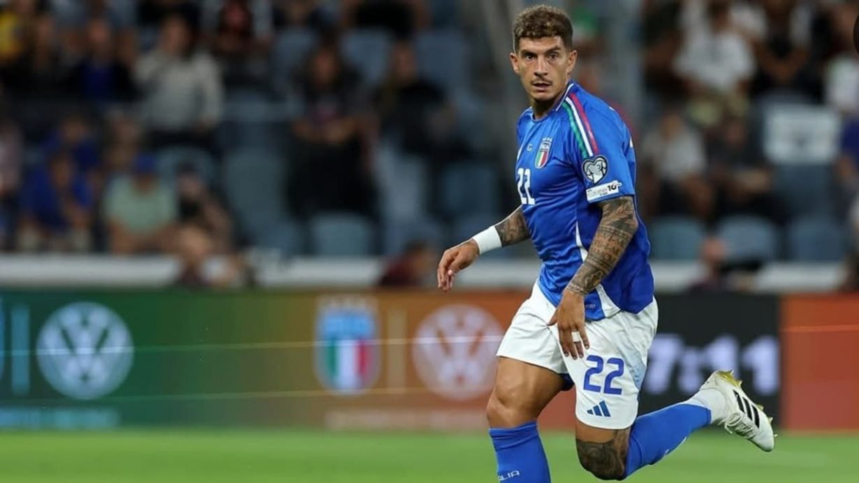 Giovanni Di Lorenzo con la maglia dell'Italia - Foto dal suo profilo Instagram - Jmania.it