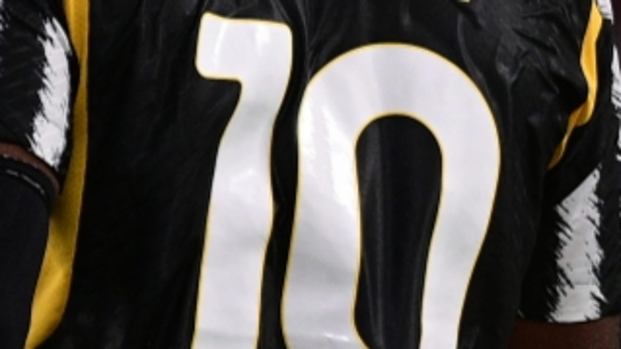 La maglia numero 10 - Foto Lapresse - Jmania.it