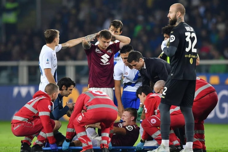 L'infortunio accorso a Shuurs - Foto dal suo profilo Instagram - Jmania.it