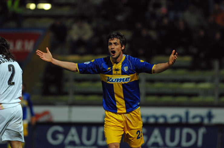 Massimo Paci in campo con la maglia del Parma - Foto Lapresse - Jmania.it
