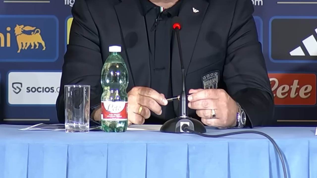 Addio al tecnico della Nazionale