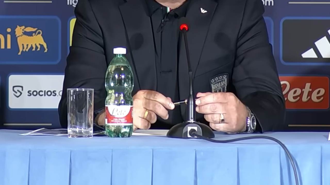 Addio al tecnico della nazionale