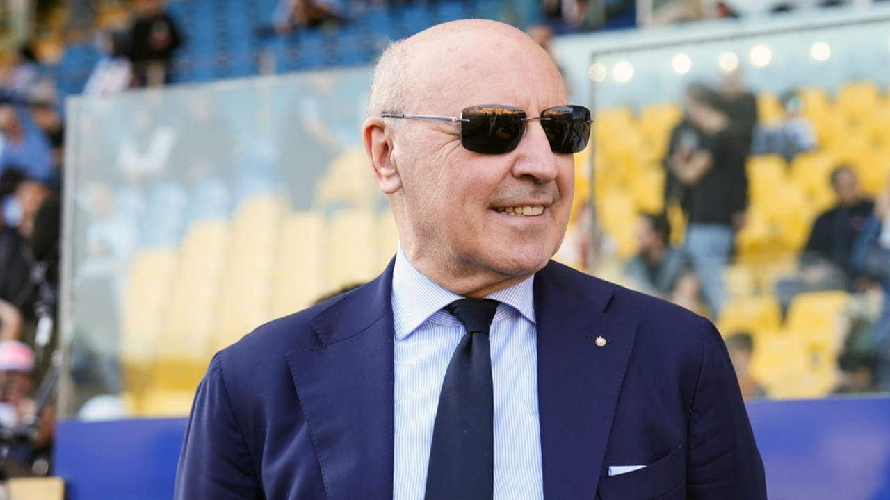 Beppe Marotta sorridente - Foto LaPresse - Jmania‭.it