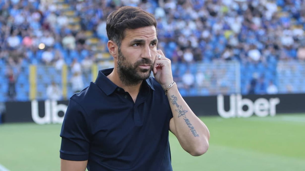 Cesc Fabregas a bordo campo - Foto LaPresse - Jmania.it