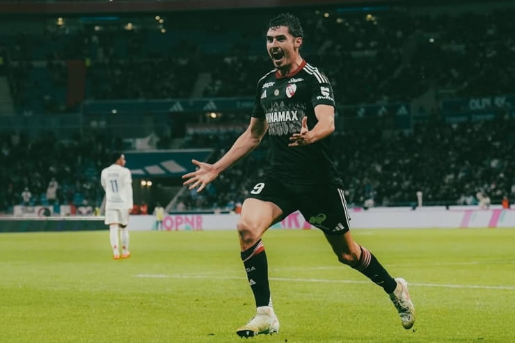 Panichelli festeggia una rete - Foto dal suo profilo Instagram - Jmania.it